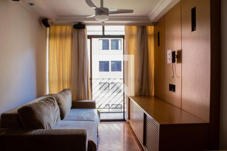 Sala de apartamento para alugar com 3 quartos, 77m² em Vila Campestre, São Paulo