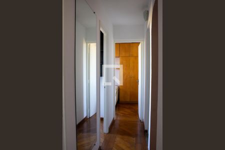 Apartamento para alugar com 77m², 3 quartos e 2 vagasCorredor