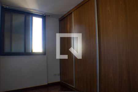 Apartamento para alugar com 77m², 3 quartos e 2 vagasQuarto 2