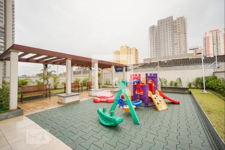 Apartamento para alugar com 38m², 1 quarto e 1 vaga Apartamento para alugar com 38m², 1 quarto e 1 vagaÁrea Comum - Playground