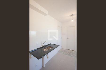 Cozinha de apartamento para alugar com 2 quartos, 33m² em Santo Amaro, São Paulo
