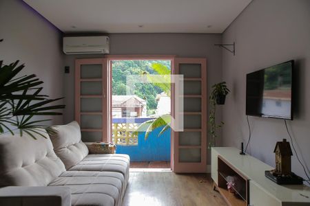 Sala de apartamento para alugar com 2 quartos, 90m² em Marapé, Santos