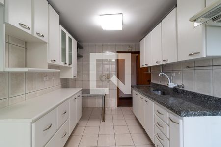 Apartamento à venda com 96m², 3 quartos e 2 vagasCozinha