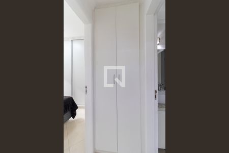 Detalhe do Corredor de apartamento para alugar com 2 quartos, 55m² em Aclimação, São Paulo