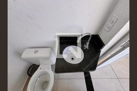 Apartamento para alugar com 92m², 2 quartos e 1 vaga Apartamento para alugar com 92m², 2 quartos e 1 vagaBanheiro de serviço