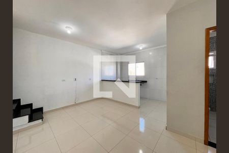 Sala de apartamento para alugar com 2 quartos, 92m² em Vila Cecilia Maria, Santo André