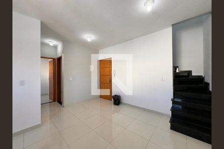 Sala de apartamento para alugar com 2 quartos, 92m² em Vila Cecilia Maria, Santo André