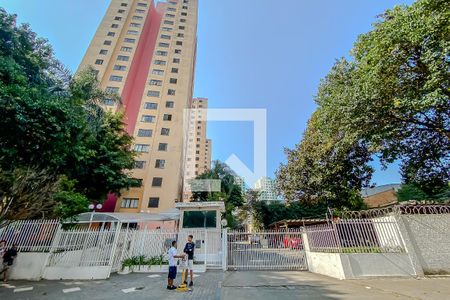 Apartamento à venda com 62m², 2 quartos e 1 vaga Apartamento à venda com 62m², 2 quartos e 1 vagaFachada
