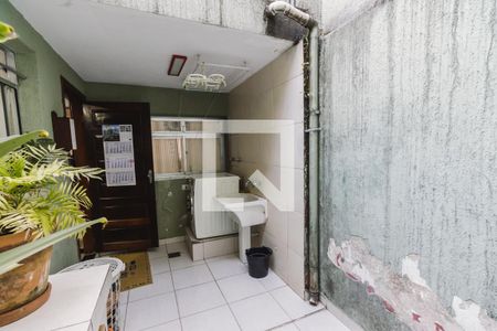 Casa à venda com 90m², 2 quartos e sem vaga Casa à venda com 90m², 2 quartos e sem vagaLavanderia