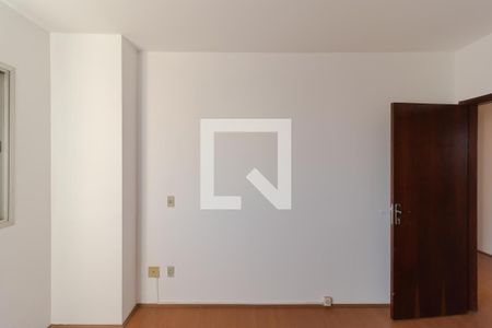 Apartamento à venda com 147m², 3 quartos e 2 vagas Apartamento à venda com 147m², 3 quartos e 2 vagasQuarto 02