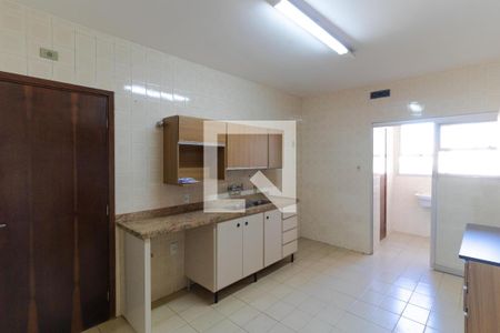 Apartamento à venda com 147m², 3 quartos e 2 vagas Apartamento à venda com 147m², 3 quartos e 2 vagasCozinha