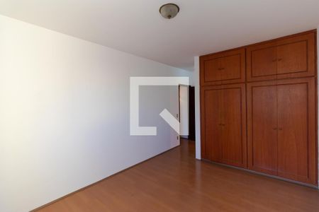 Apartamento à venda com 147m², 3 quartos e 2 vagas Apartamento à venda com 147m², 3 quartos e 2 vagasSuíte