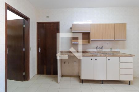 Apartamento à venda com 147m², 3 quartos e 2 vagas Apartamento à venda com 147m², 3 quartos e 2 vagasCozinha