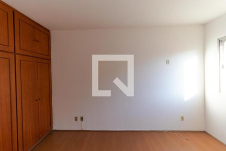 Apartamento à venda com 147m², 3 quartos e 2 vagas Apartamento à venda com 147m², 3 quartos e 2 vagasSuíte