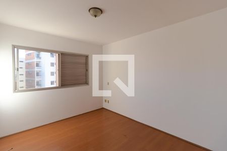 Apartamento à venda com 147m², 3 quartos e 2 vagas Apartamento à venda com 147m², 3 quartos e 2 vagasSuíte