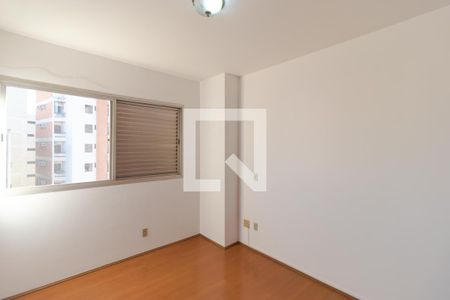 Apartamento à venda com 147m², 3 quartos e 2 vagas Apartamento à venda com 147m², 3 quartos e 2 vagasQuarto 02