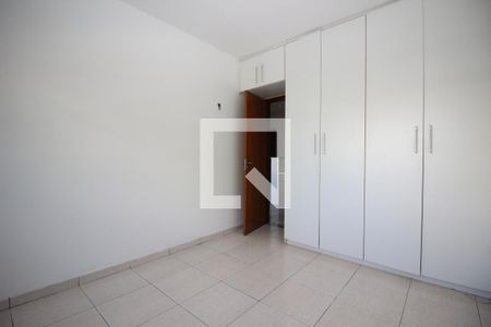 Quarto 2 de kitnet/studio para alugar com 2 quartos, 60m² em Guará Ii, Brasília