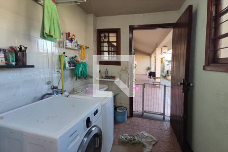 Casa à venda com 280m², 4 quartos e 2 vagasÁrea de Serviço