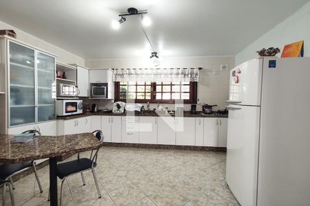Casa à venda com 280m², 4 quartos e 2 vagasCozinha
