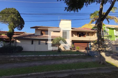 Casa à venda com 280m², 4 quartos e 2 vagasFachada