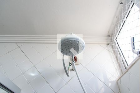 Apartamento à venda com 73m², 2 quartos e sem vagaChuveiro