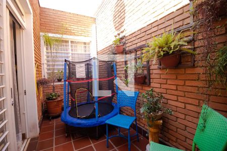 Casa à venda com 350m², 3 quartos e 4 vagasÁrea de Luz