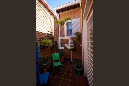 Casa à venda com 350m², 3 quartos e 4 vagasÁrea de Luz