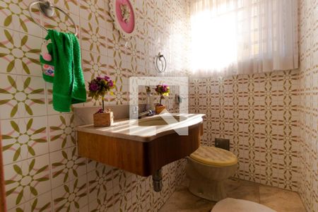 Casa à venda com 350m², 3 quartos e 4 vagasLavabo