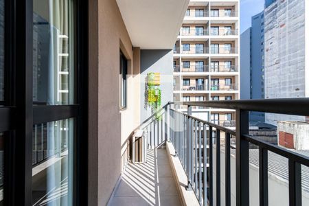 Studio para alugar com 25m², 1 quarto e sem vaga Studio para alugar com 25m², 1 quarto e sem vagaVaranda