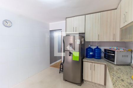 Casa à venda com 148m², 3 quartos e 2 vagas Casa à venda com 148m², 3 quartos e 2 vagasCozinha