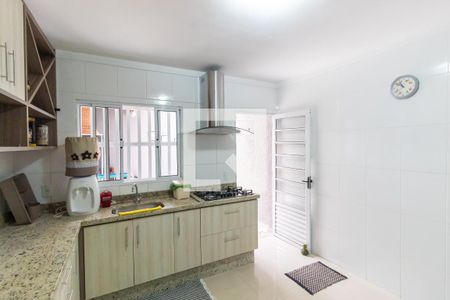 Casa à venda com 148m², 3 quartos e 2 vagas Casa à venda com 148m², 3 quartos e 2 vagasCozinha