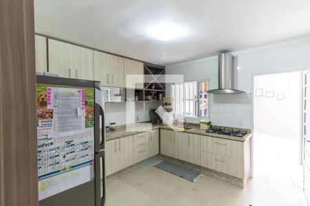 Casa à venda com 148m², 3 quartos e 2 vagas Casa à venda com 148m², 3 quartos e 2 vagasCozinha