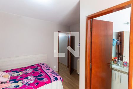 Suíte 1 de casa à venda com 3 quartos, 148m² em Parque das Paineiras, São Paulo