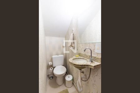 Casa à venda com 148m², 3 quartos e 2 vagas Casa à venda com 148m², 3 quartos e 2 vagasLavabo