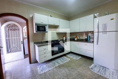 Casa à venda com 215m², 4 quartos e 3 vagasCozinha