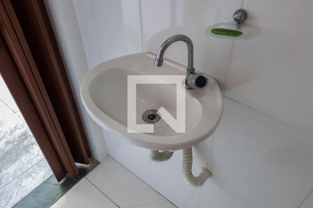 Casa à venda com 215m², 4 quartos e 3 vagasBanheiro de Serviço