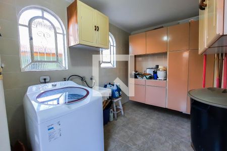 Casa à venda com 215m², 4 quartos e 3 vagasÁrea de Serviço