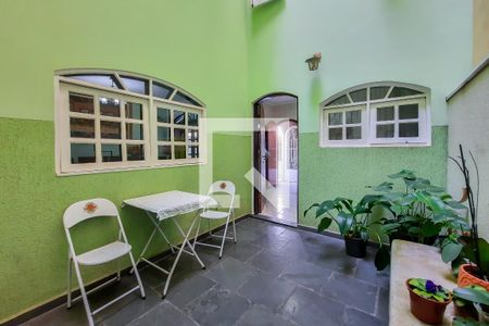 Casa à venda com 215m², 4 quartos e 3 vagasÁrea