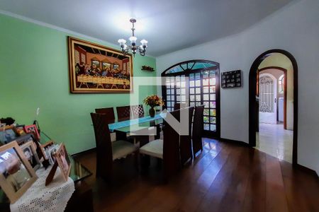 Casa à venda com 215m², 4 quartos e 3 vagasSala de Jantar