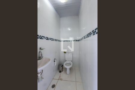 Casa à venda com 215m², 4 quartos e 3 vagasBanheiro de Serviço