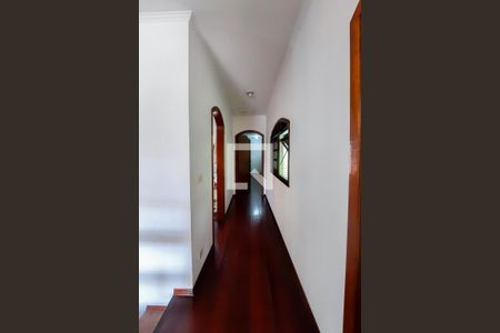 Casa à venda com 215m², 4 quartos e 3 vagasCorredor