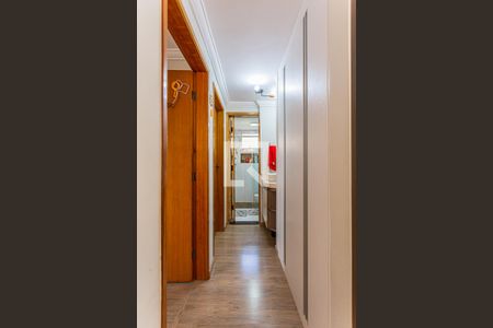 Corredor de apartamento para alugar com 2 quartos, 54m² em Jardim Alvorada, Santo André