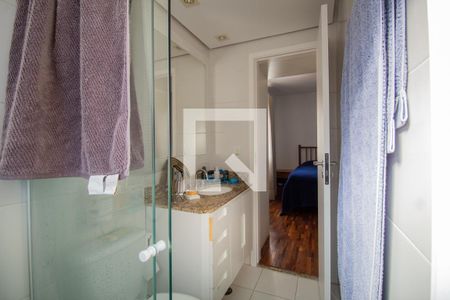 Apartamento à venda com 90m², 2 quartos e 2 vagas Apartamento à venda com 90m², 2 quartos e 2 vagasBanheiro da Suíte