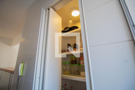 Apartamento à venda com 90m², 2 quartos e 2 vagas Apartamento à venda com 90m², 2 quartos e 2 vagasCozinha