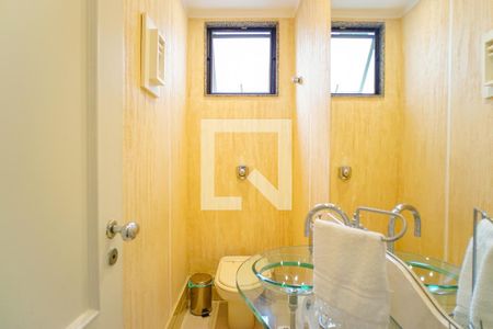 Apartamento à venda com 190m², 3 quartos e 4 vagasLavabo