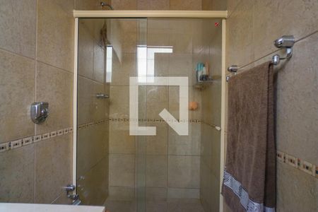 Apartamento à venda com 190m², 3 quartos e 4 vagasBanheiro da Suíte 1