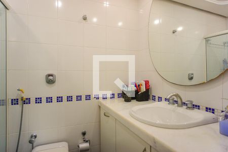 Apartamento à venda com 190m², 3 quartos e 4 vagasBanheiro da Suíte 3