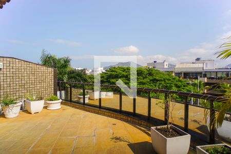 Apartamento à venda com 190m², 3 quartos e 4 vagasVaranda da Sala