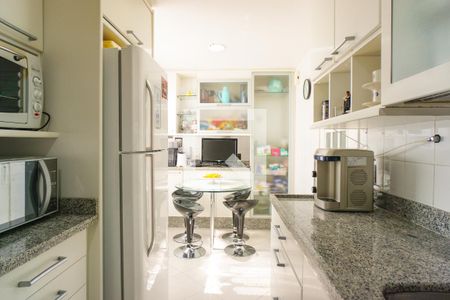 Apartamento à venda com 190m², 3 quartos e 4 vagasCozinha