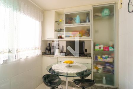 Apartamento à venda com 190m², 3 quartos e 4 vagasCozinha